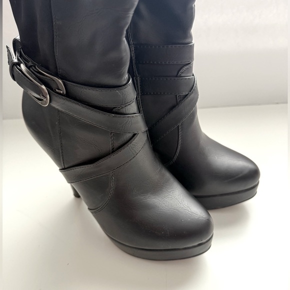 Elegant Forever Della - Triple Ankle Strap, Knee-high Heel Boots - Size 6.5 - Picture 8 of 13